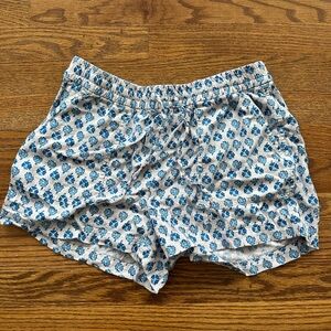 Women’s linen shorts